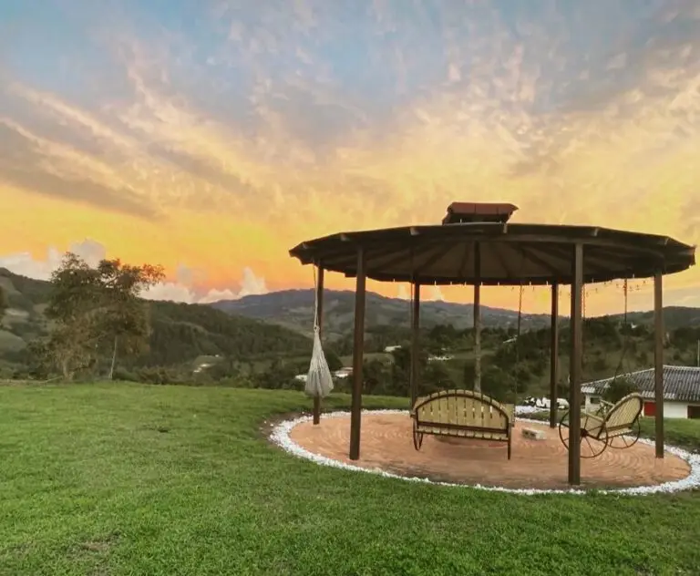 Kiosko atardecer Valle Sereno