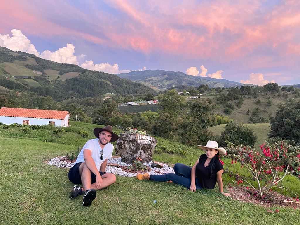 Hermanos en Valle Sereno