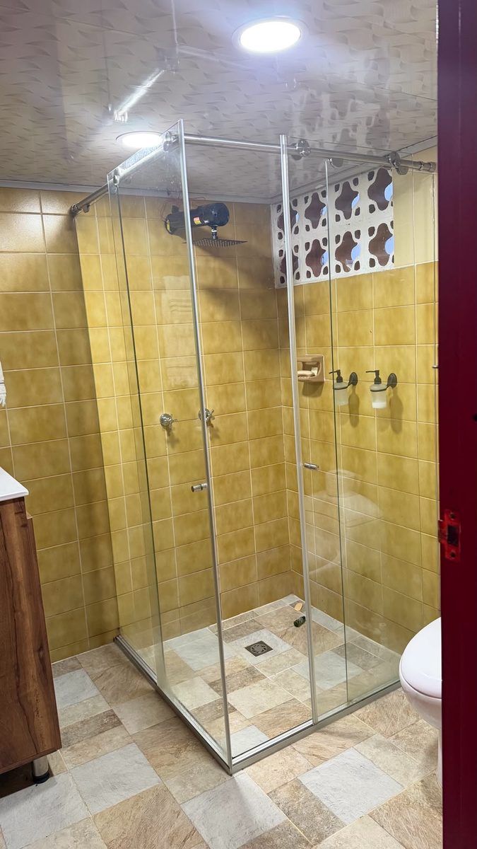Segundo baño en Valle Sereno