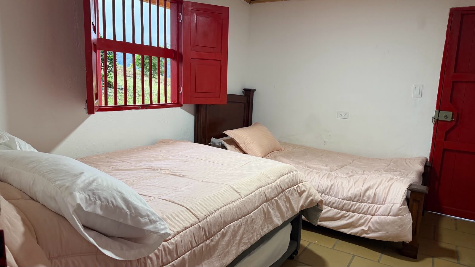 Habitación familiar en Valle Sereno